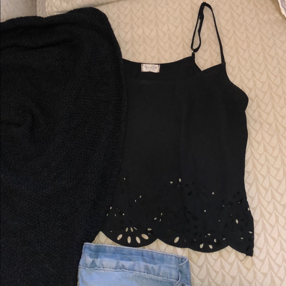 Women’s tank top / blouse